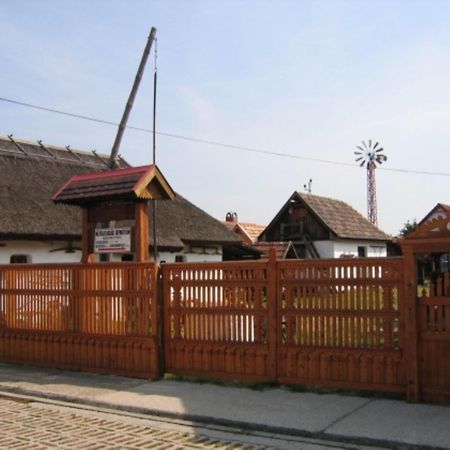 Bed and Breakfast Fenyo Panzio Mezőkövesd Exteriér fotografie