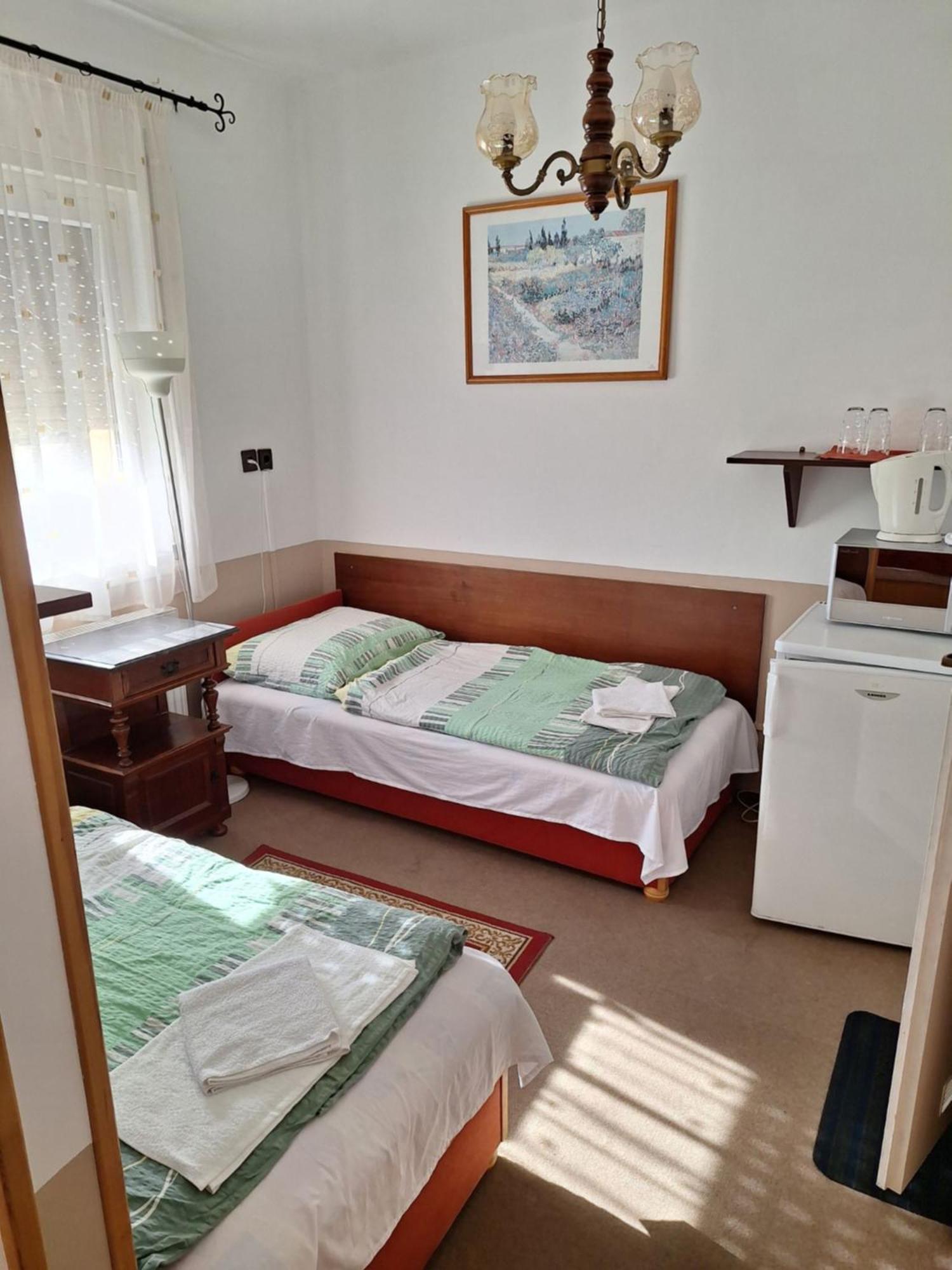 Bed and Breakfast Fenyo Panzio Mezőkövesd Exteriér fotografie