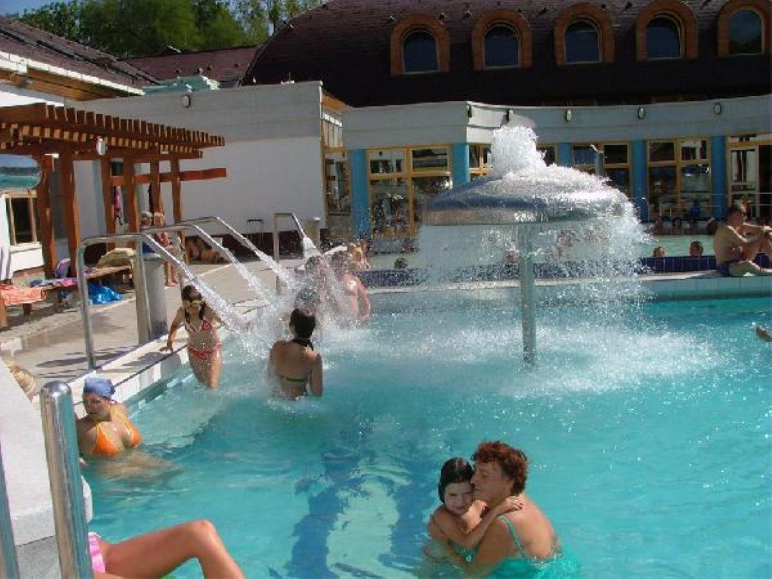 Bed and Breakfast Fenyo Panzio Mezőkövesd Exteriér fotografie