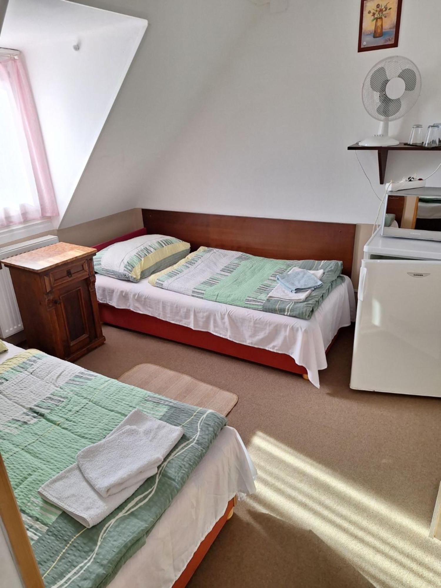 Bed and Breakfast Fenyo Panzio Mezőkövesd Exteriér fotografie