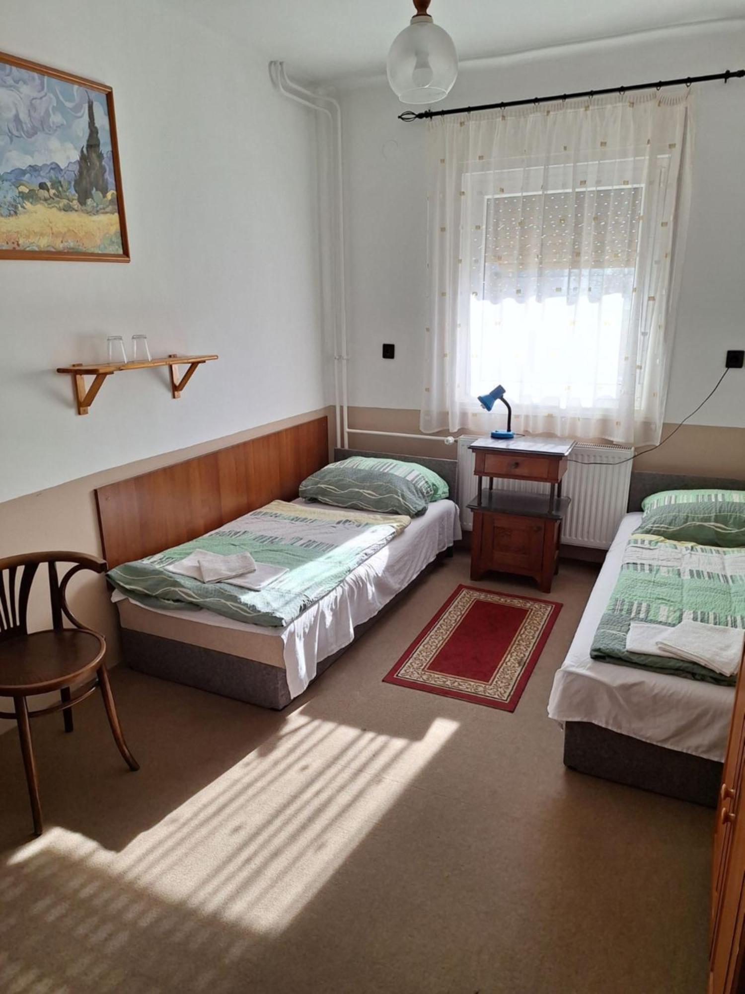 Bed and Breakfast Fenyo Panzio Mezőkövesd Exteriér fotografie