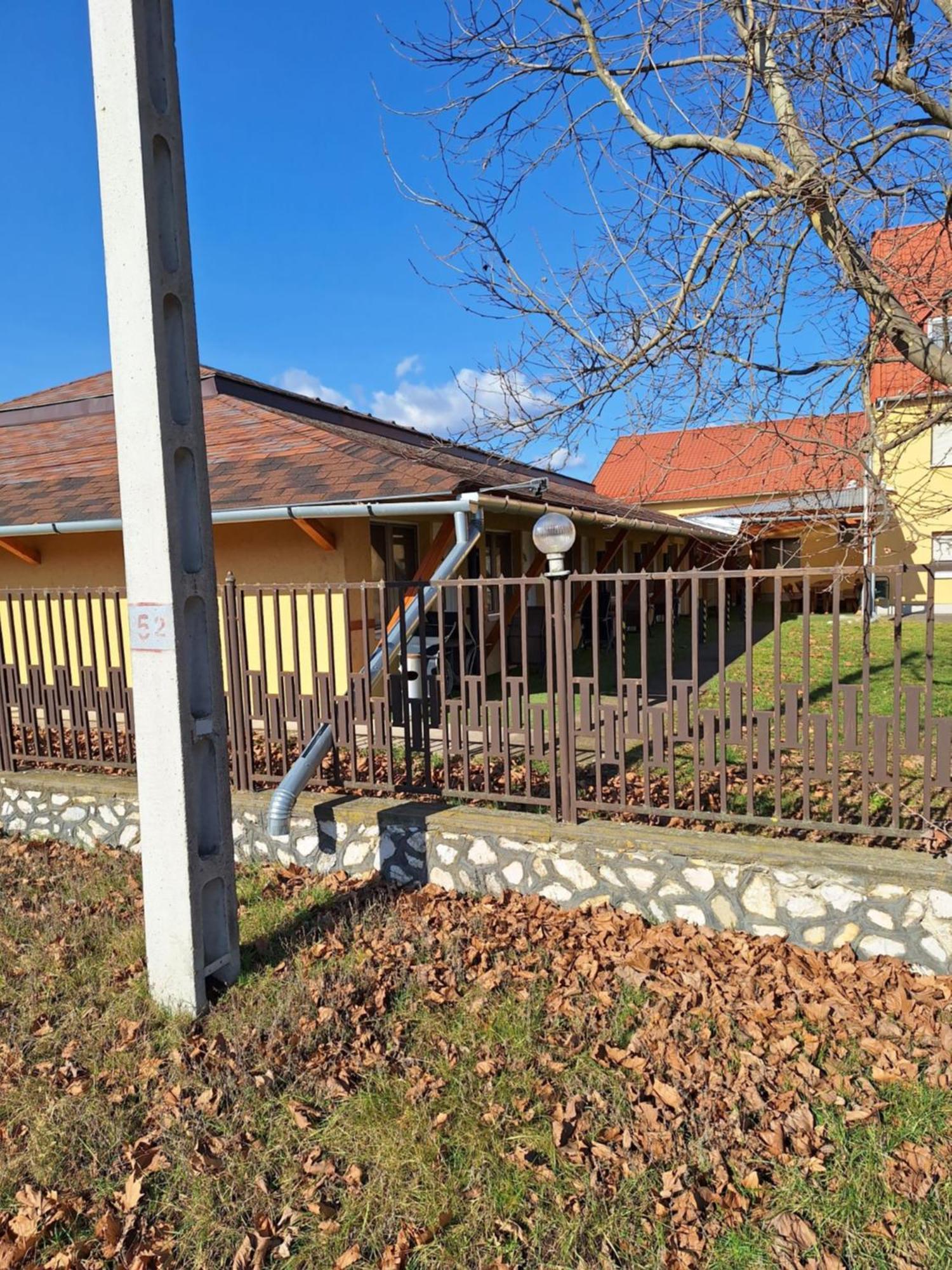 Bed and Breakfast Fenyo Panzio Mezőkövesd Exteriér fotografie